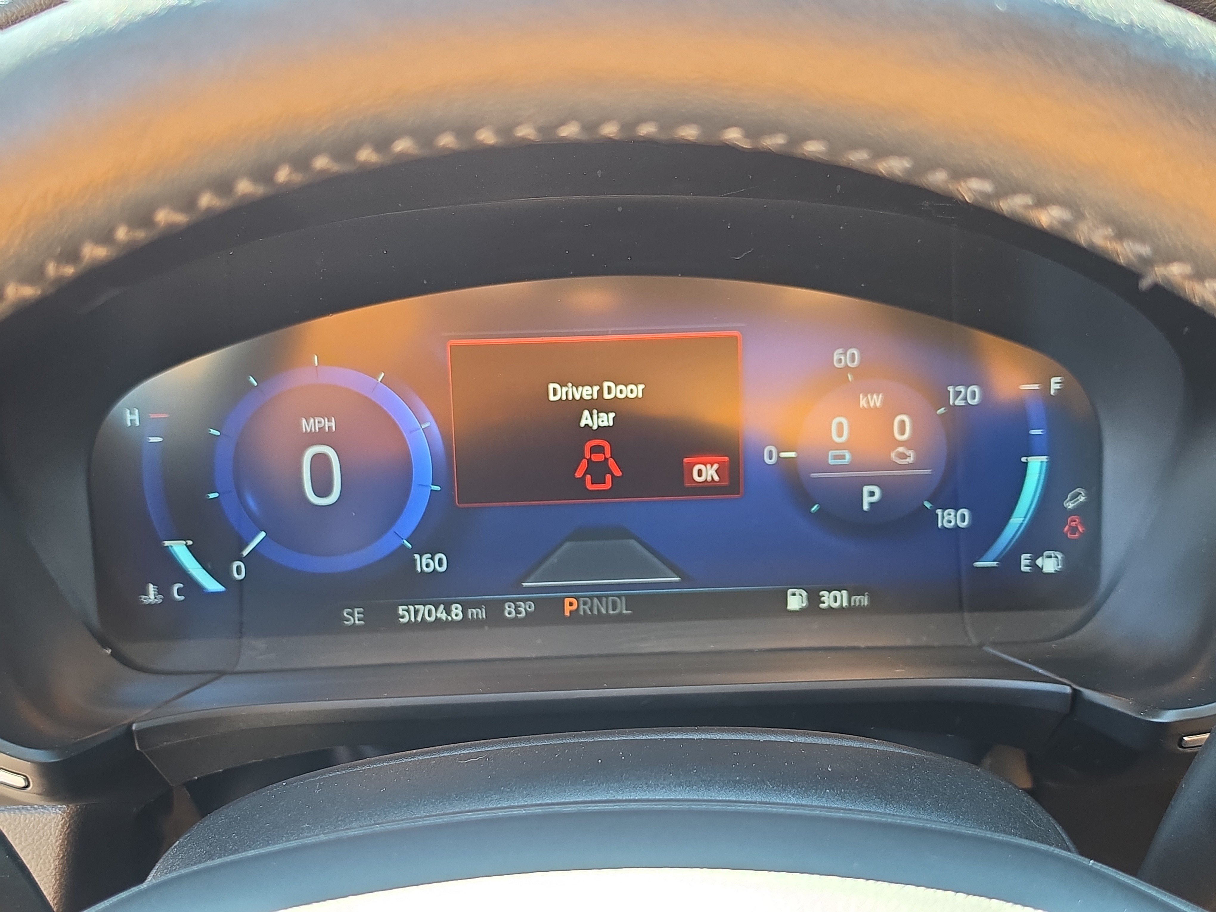 Used 2020 Ford Escape Titanium FWD image 33