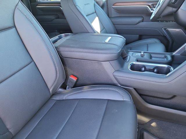 New 2026 GMC Sierra 2500 Denali w/ Denali Reserve Package image 17
