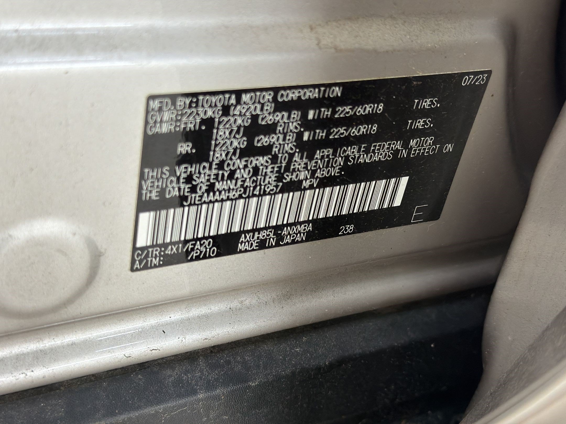 Used 2023 Toyota Venza LE AWD/4WD image 25