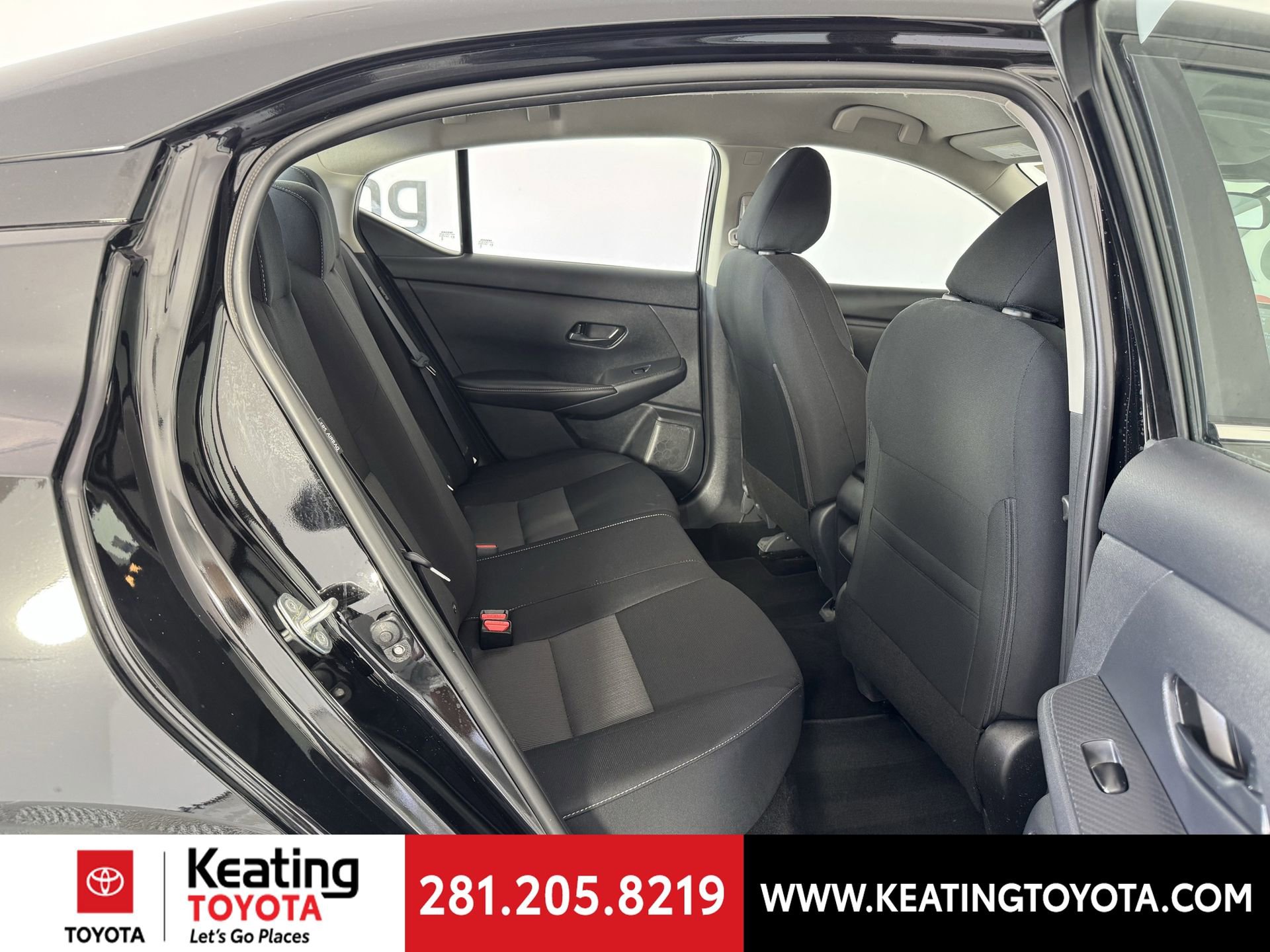 Used 2025 Nissan Sentra SV image 18