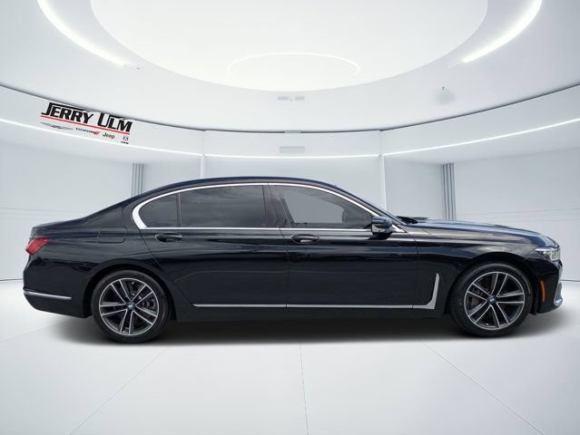 Used 2020 BMW 750i xDrive w/ Cold Weather Package AWD/4WD image 2