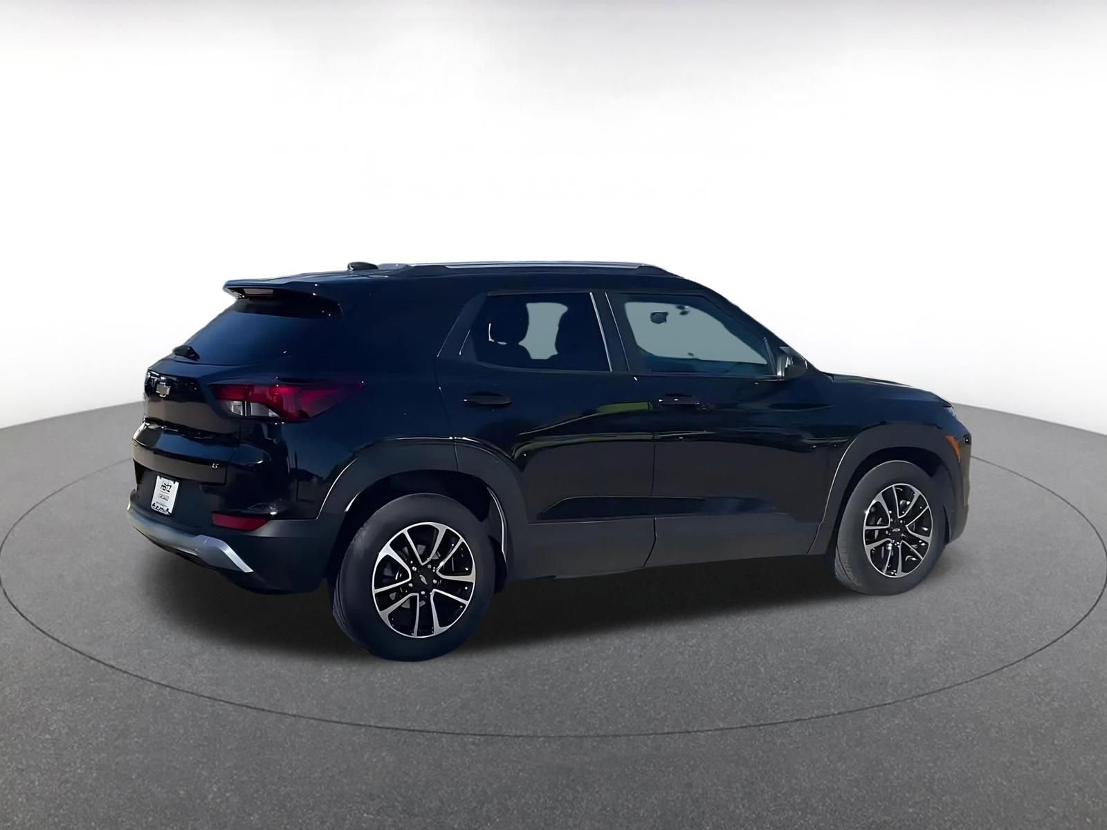 Used 2025 Chevrolet TrailBlazer LT FWD image 15
