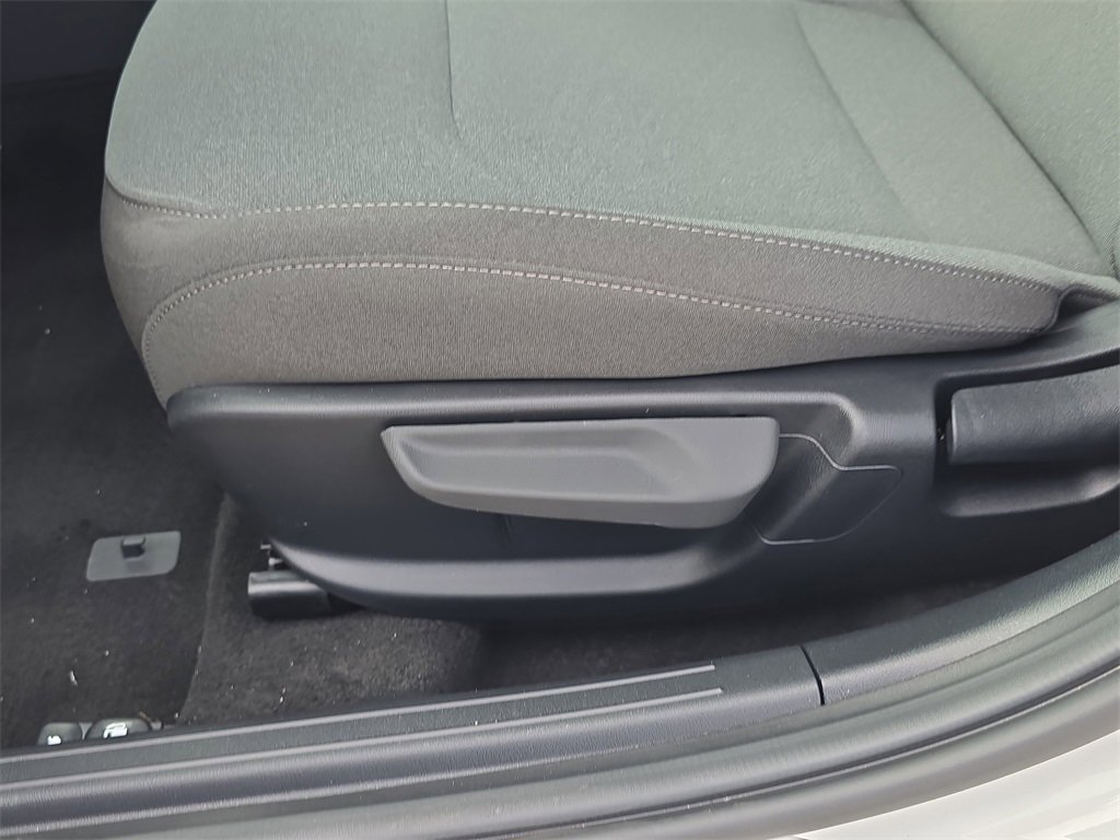 New 2025 Kia K4 LXS image 22