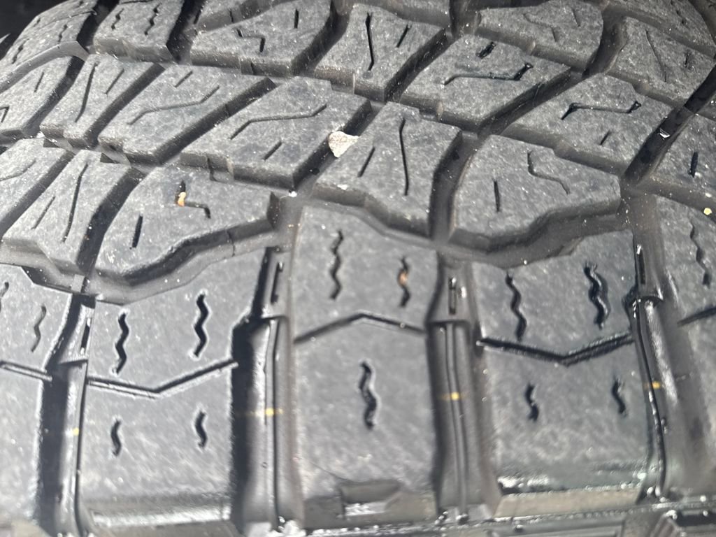 Used 2024 Chevrolet Silverado 1500 Custom Trail Boss w/ LPO, Dark Essentials Package image 30