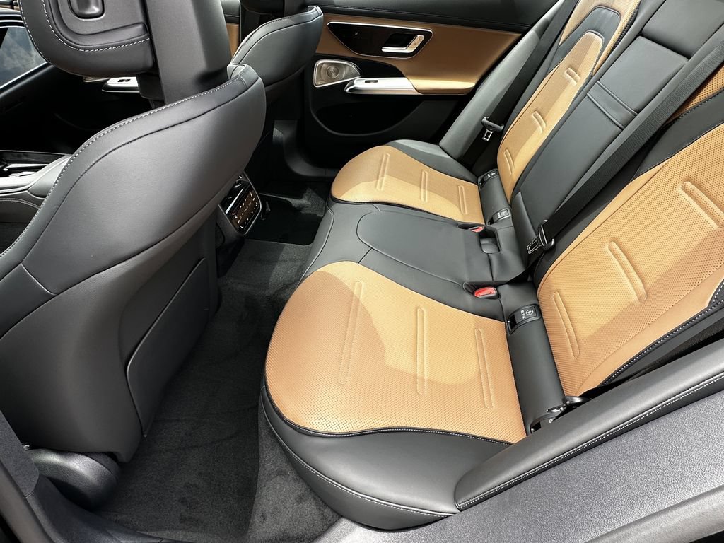 New 2026 Mercedes-Benz E 53 AMG e 4MATIC Wagon image 24