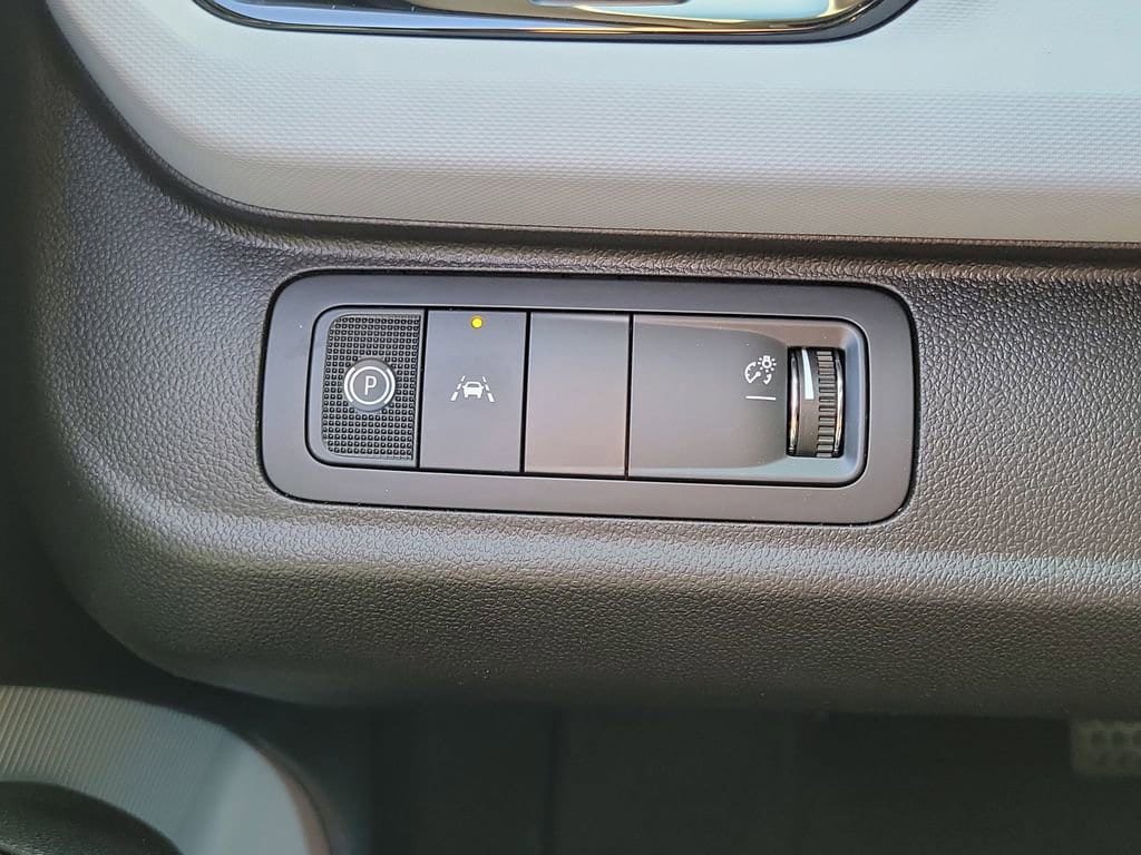 New 2027 Chevrolet Bolt LT FWD image 11