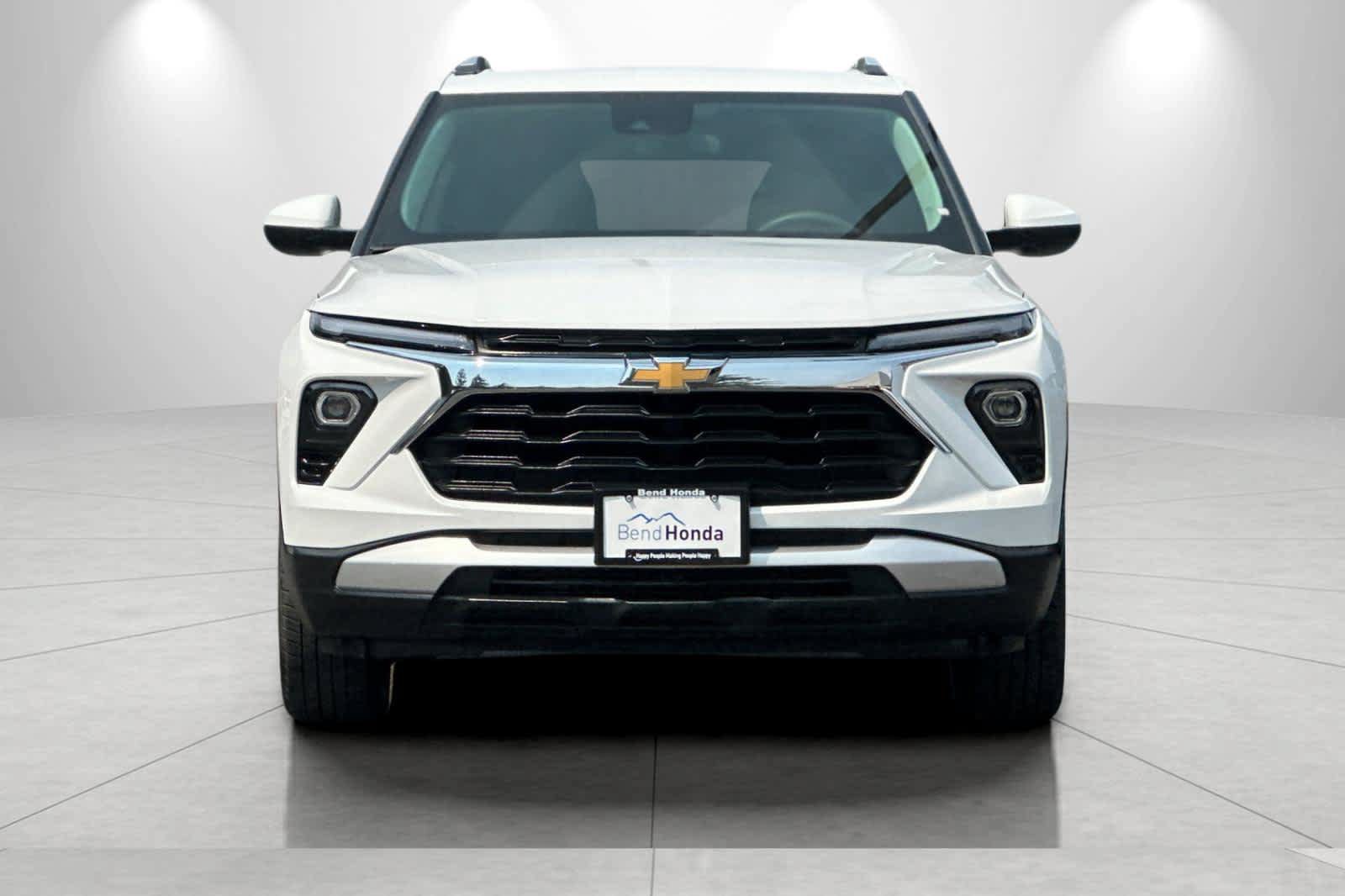 Used 2025 Chevrolet TrailBlazer LT AWD/4WD image 10