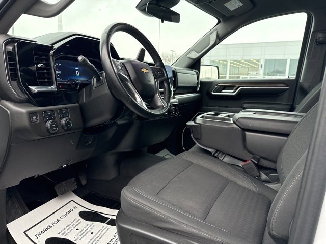 Used 2023 Chevrolet Silverado 1500 LT image 16