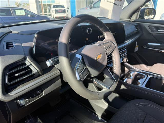 New 2026 Chevrolet Traverse LT w/ LPO, Floor Liner Package image 2