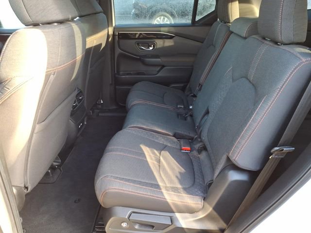 Certified 2023 Honda Pilot Sport image 6
