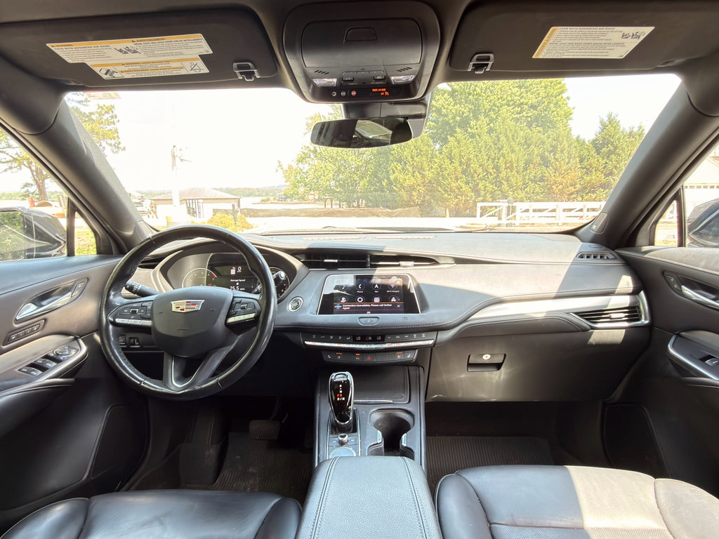 Used 2021 Cadillac XT4 Premium Luxury FWD image 12