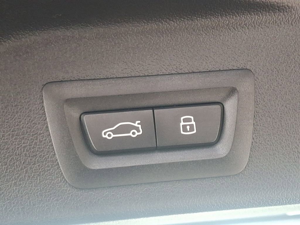 Certified 2025 BMW X5 xDrive40i w/ Premium Package image 30