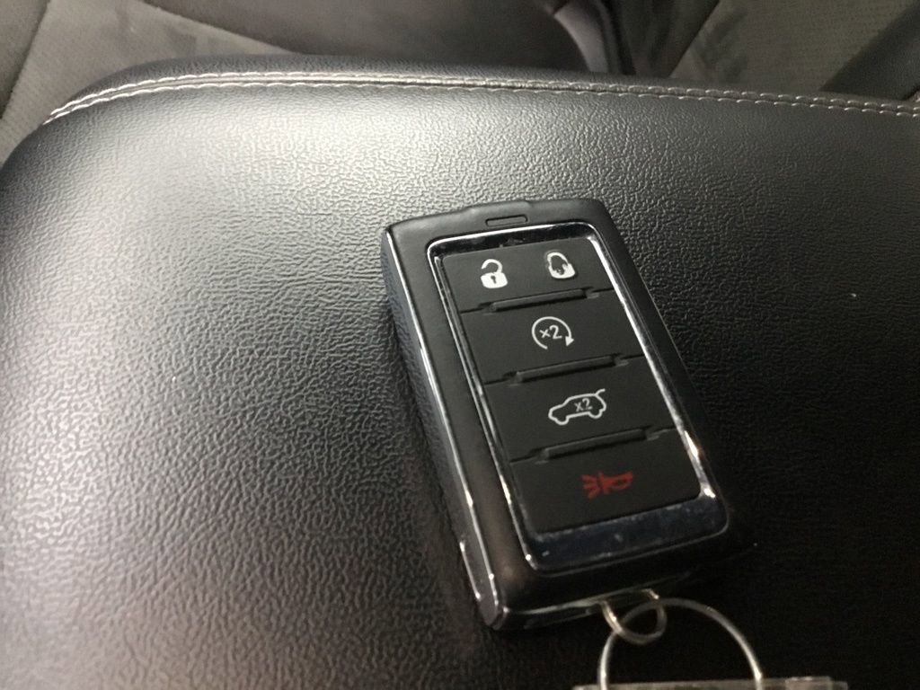 Used 2024 Jeep Grand Cherokee L Laredo AWD/4WD image 10
