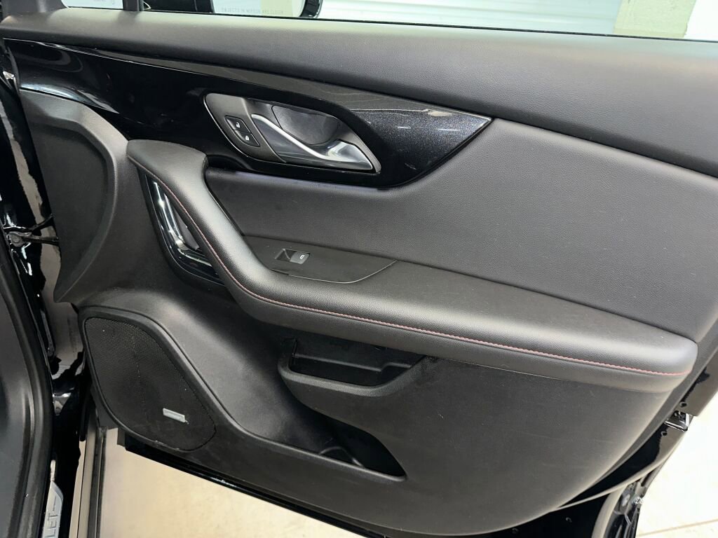 Certified 2023 Chevrolet Blazer RS w/ Enhanced Convenience Package image 32