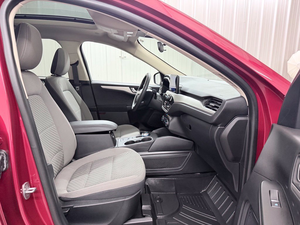 Used 2020 Ford Escape SE FWD image 41