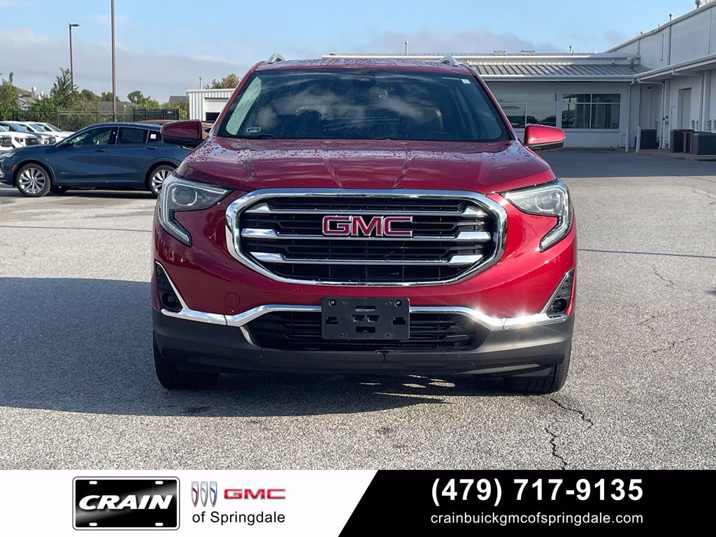Used 2020 GMC Terrain SLT w/ Preferred Package FWD image 2