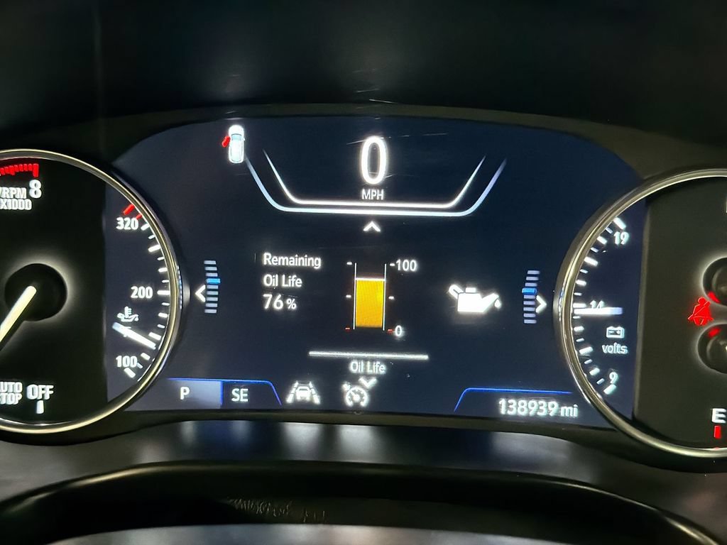 Used 2022 Buick Enclave Avenir w/ Avenir Technology Package FWD image 12