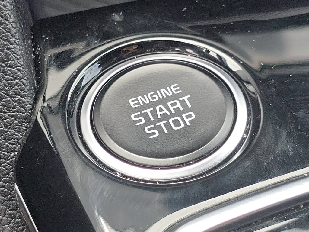 Used 2025 Kia Sportage X-Line AWD/4WD image 33