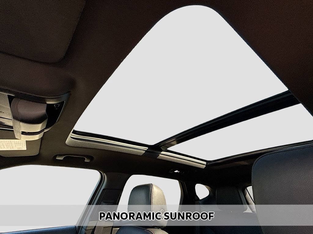 Used 2022 Chevrolet Blazer RS image 3