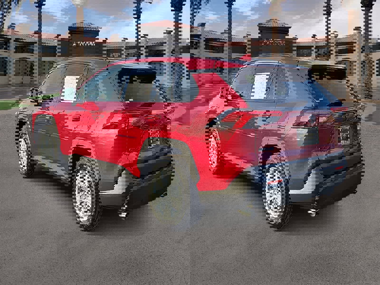 Used 2019 Toyota RAV4 XLE image 6