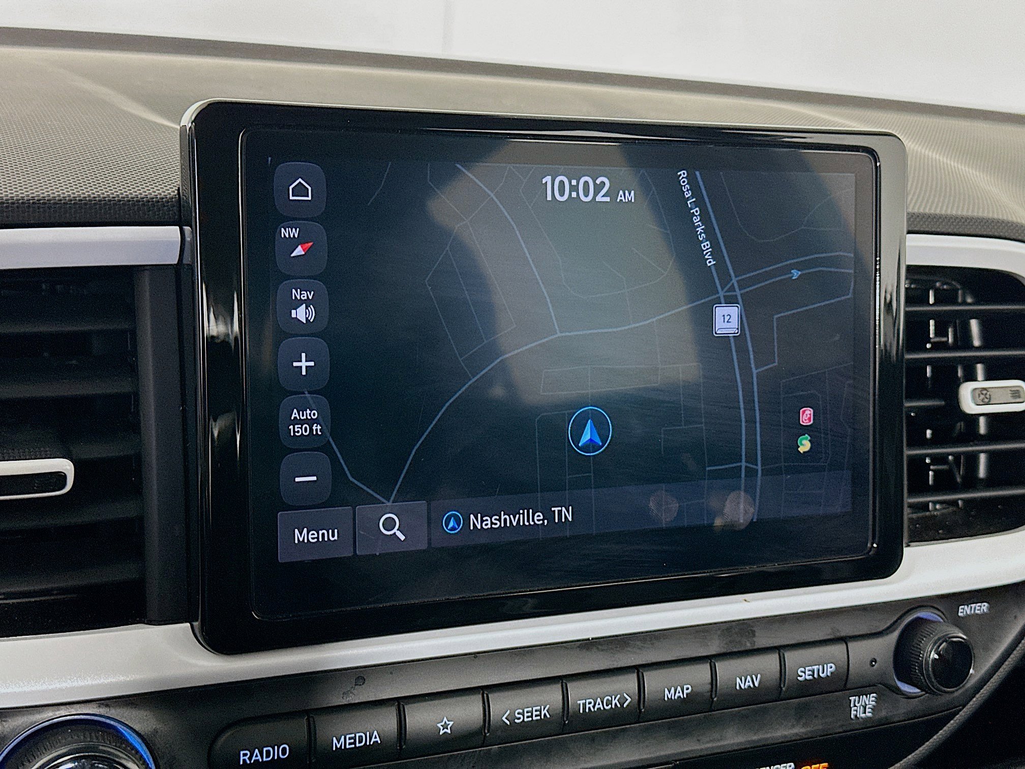 Used 2024 Hyundai Venue Limited image 22