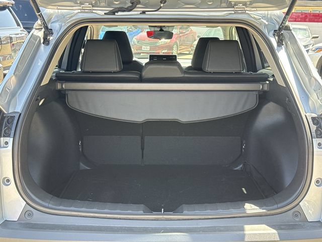 Used 2026 Toyota Corolla Cross XLE FWD image 31