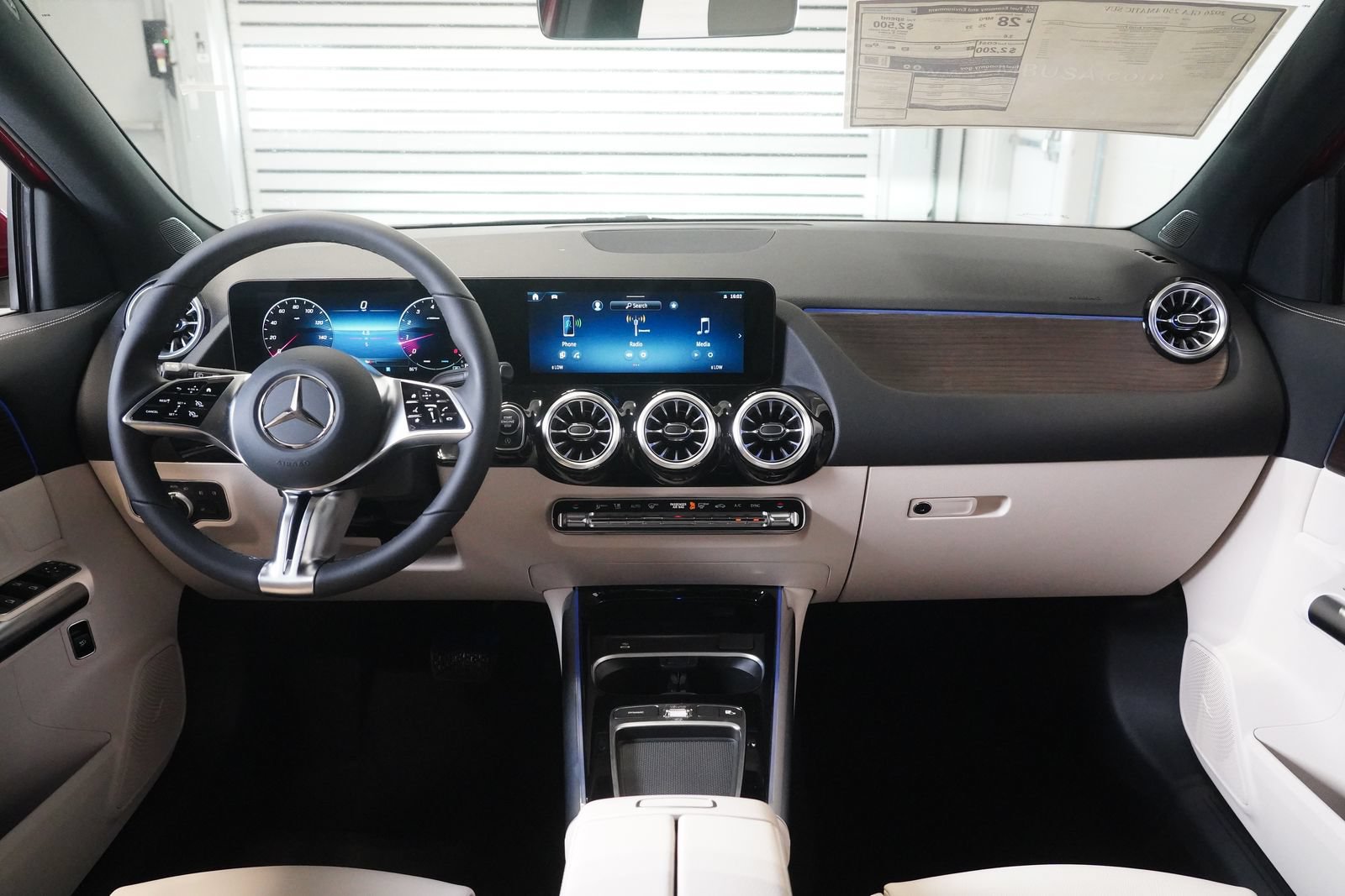 New 2026 Mercedes-Benz GLA 250 4MATIC image 17