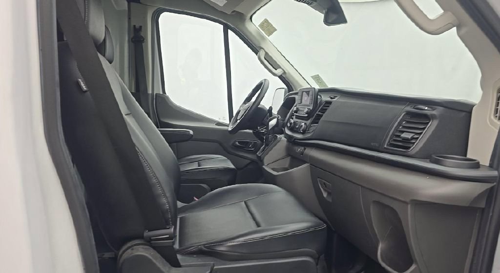 Used 2024 Ford Transit 250 148 High Roof Extended w/ Load Area Protection Package RWD image 2