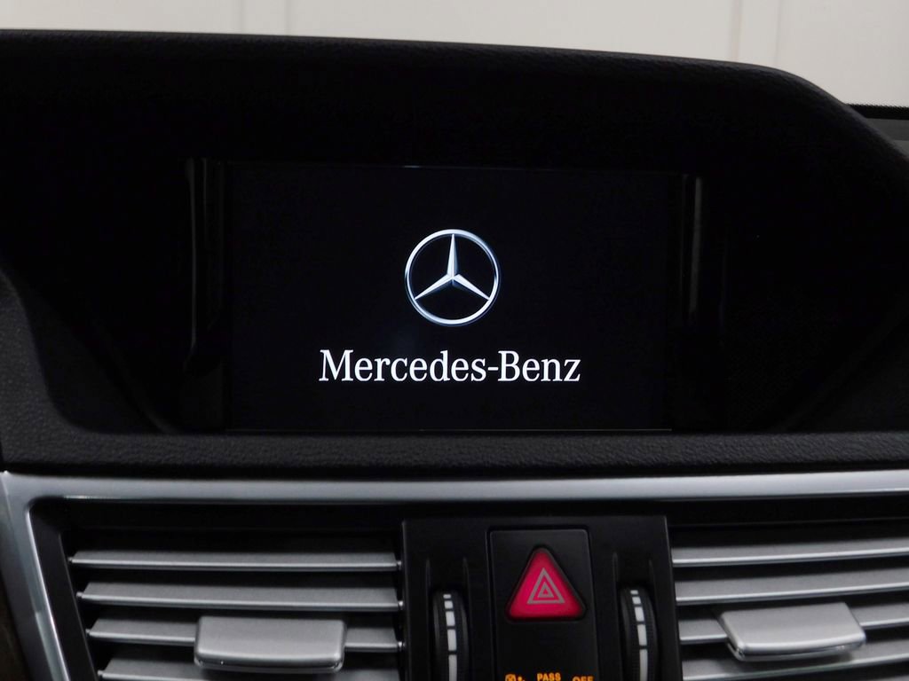 Used 2013 Mercedes-Benz E 350 4MATIC Sedan image 55