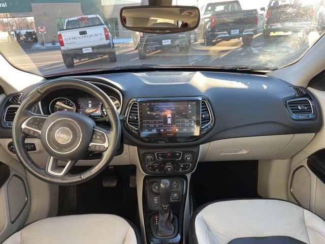 Used 2018 Jeep Compass Limited w/ Navigation Group image 32