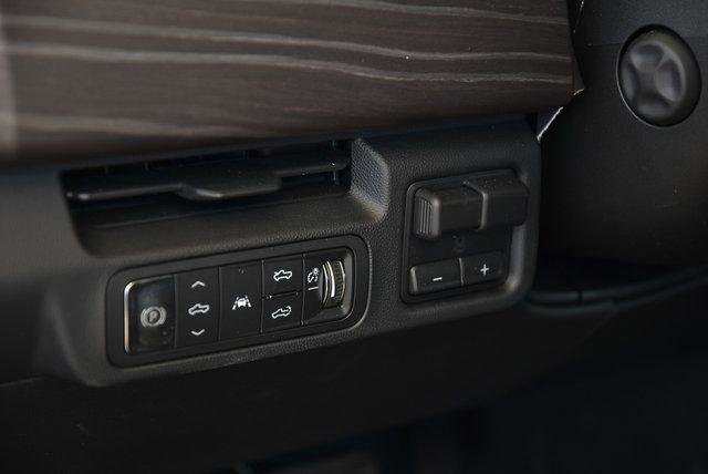 New 2025 GMC Sierra EV Denali image 27