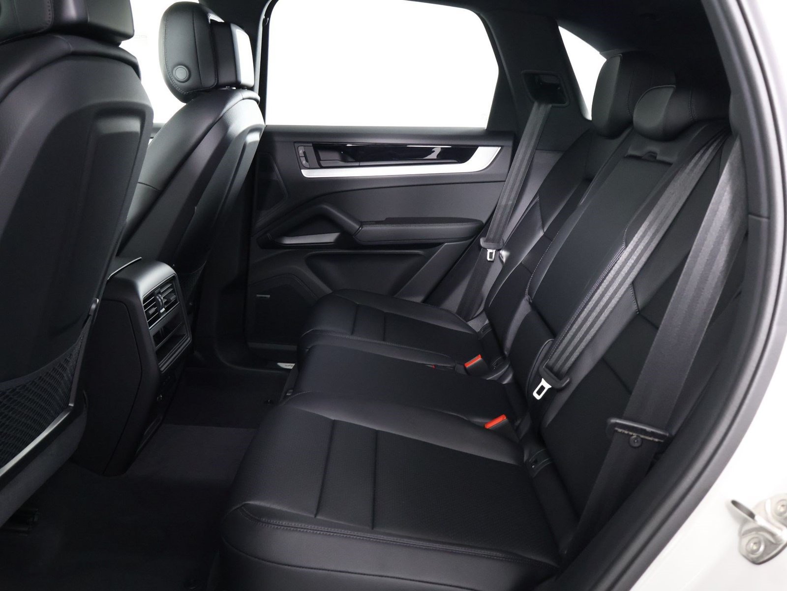 New 2026 Porsche Cayenne AWD/4WD image 17