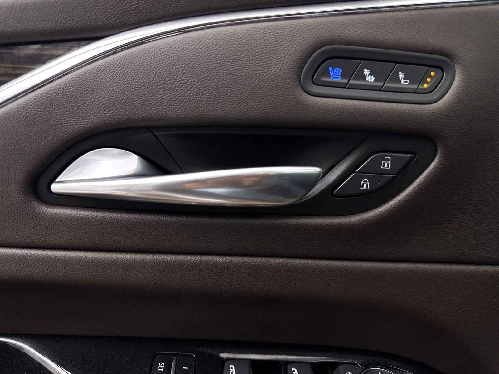 Used 2021 Cadillac Escalade ESV Sport w/ Driver Assist Tech Package image 31