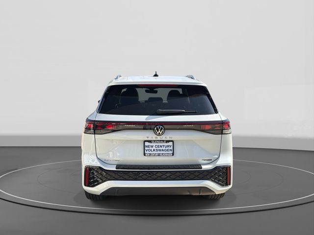 New 2026 Volkswagen Tiguan SEL R-Line AWD/4WD image 4