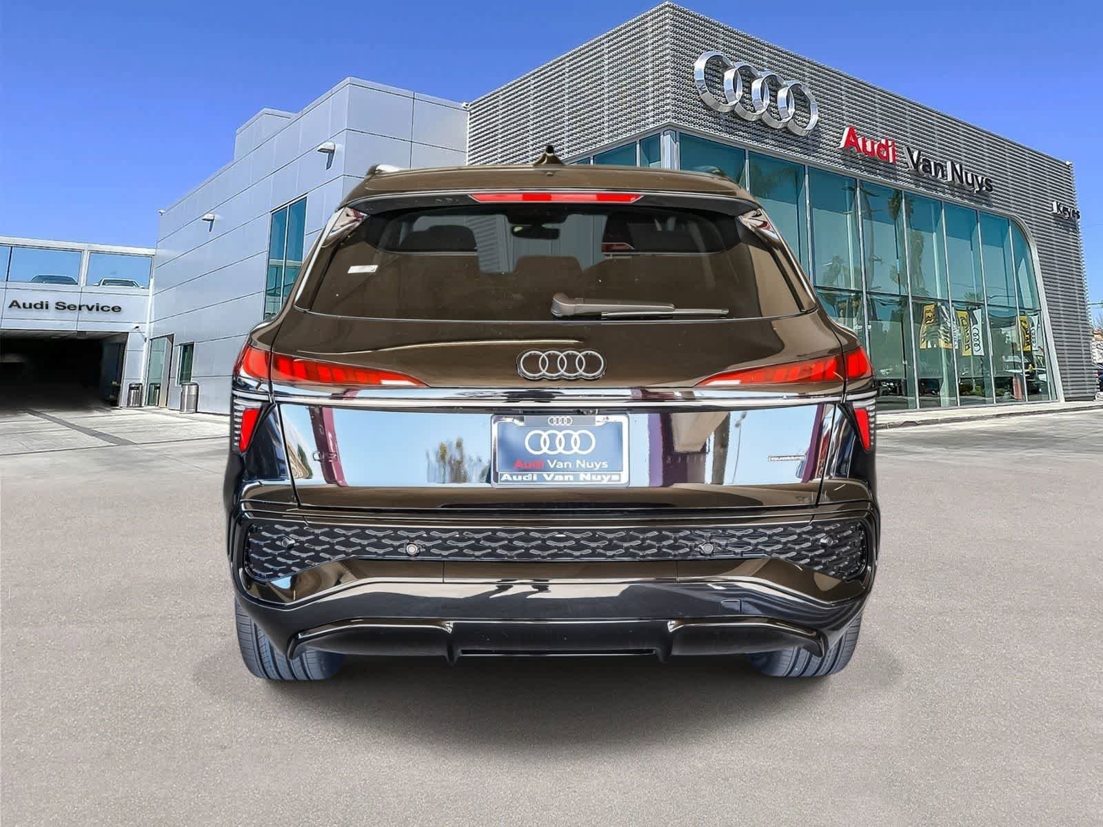 New 2026 Audi Q3 quattro 2.0T AWD/4WD image 5