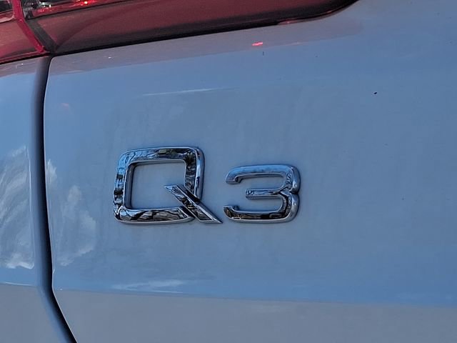Used 2024 Audi Q3 2.0T Premium image 32
