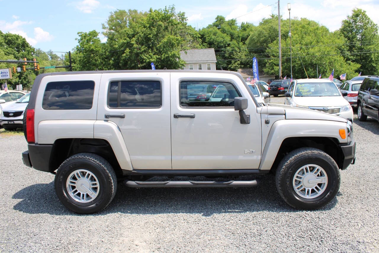 Used 2007 HUMMER H3 AWD/4WD image 6