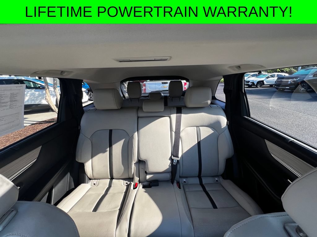 Used 2024 MAZDA CX-90 3.3 Turbo w/ Preferred Plus AWD/4WD image 17
