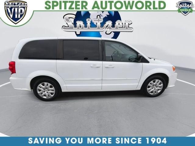 Used 2017 Dodge Grand Caravan SE image 10