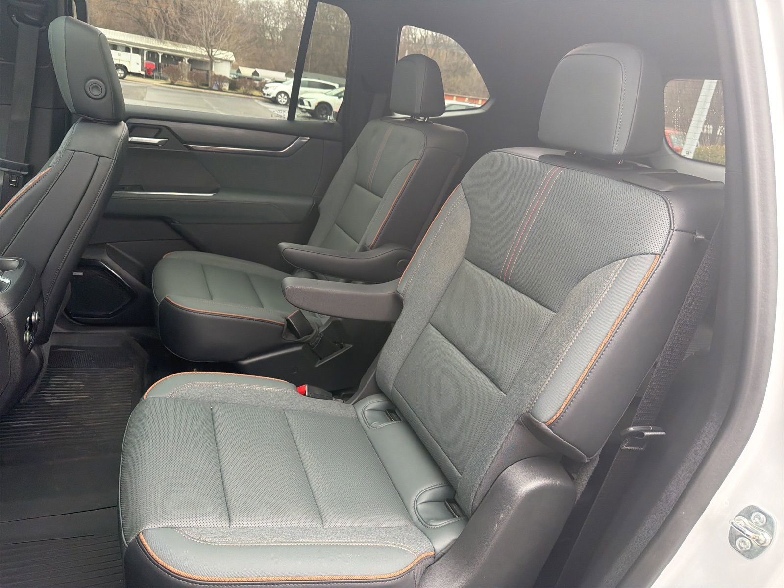 Certified 2024 GMC Acadia AT4 w/ Luxury Package image 27