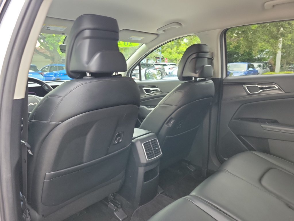 Certified 2024 Kia Sportage EX FWD image 13