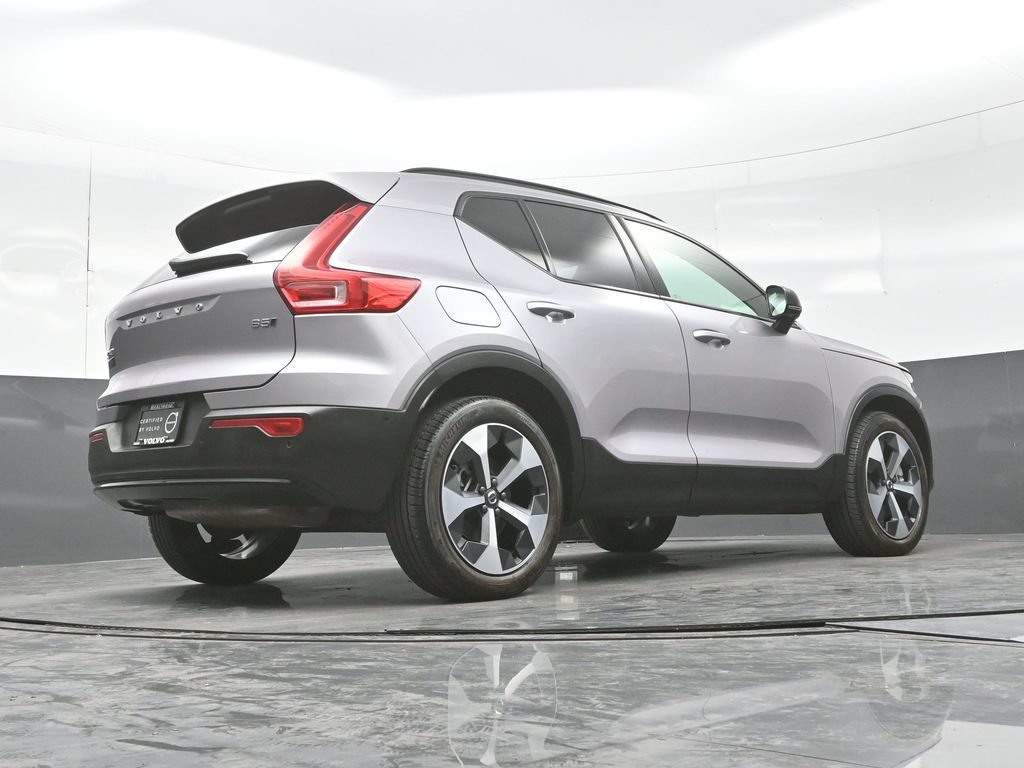 Used 2026 Volvo XC40 B5 Plus AWD/4WD image 22