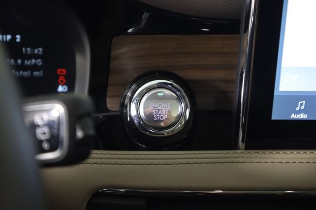 Used 2022 Lincoln Corsair Reserve w/ Equipment Group 201A AWD/4WD image 42