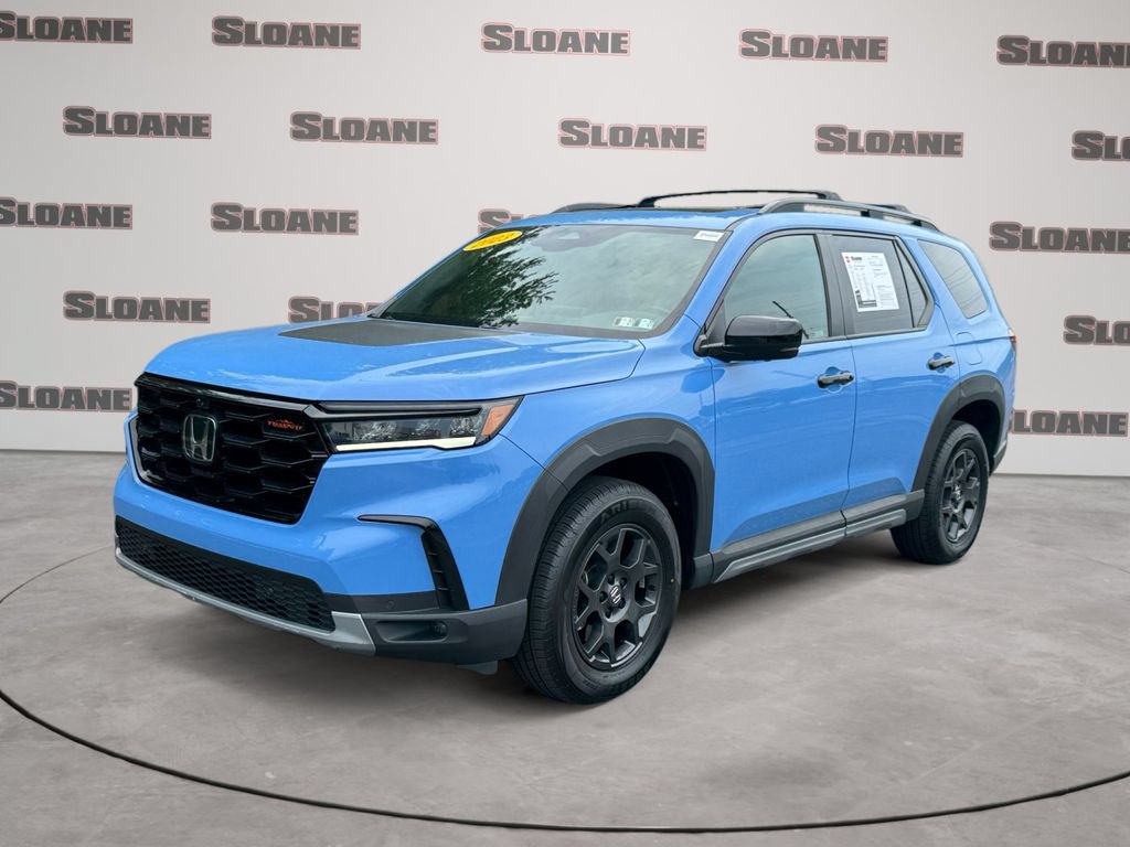 Used 2023 Honda Pilot TrailSport image 1