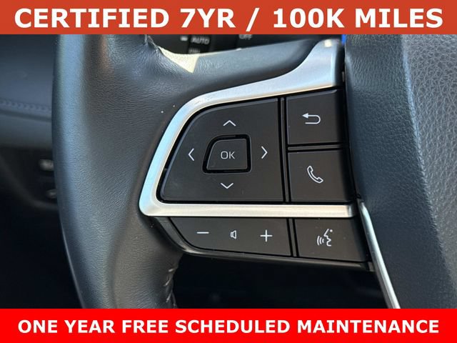 Used 2023 Toyota Highlander XLE AWD/4WD image 25