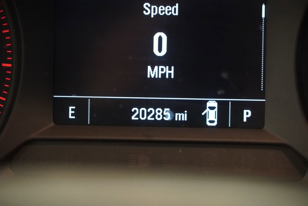 Used 2023 Chevrolet TrailBlazer LT w/ Convenience Package FWD image 4