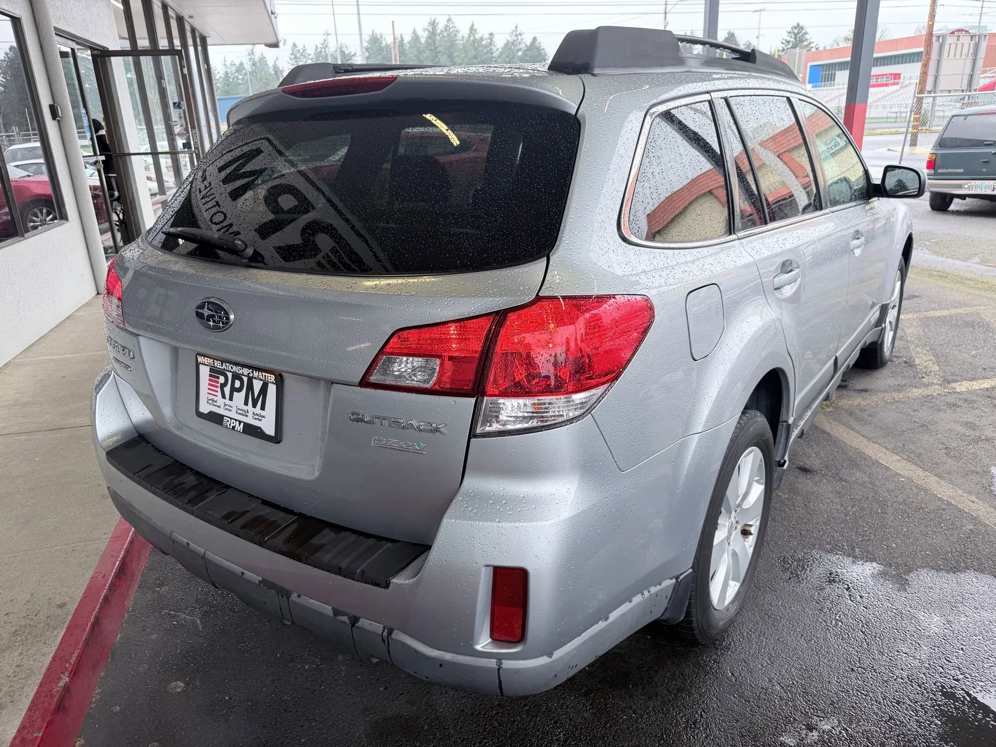 Used 2012 Subaru Outback 2.5i Premium w/ All-Weather Pkg image 7