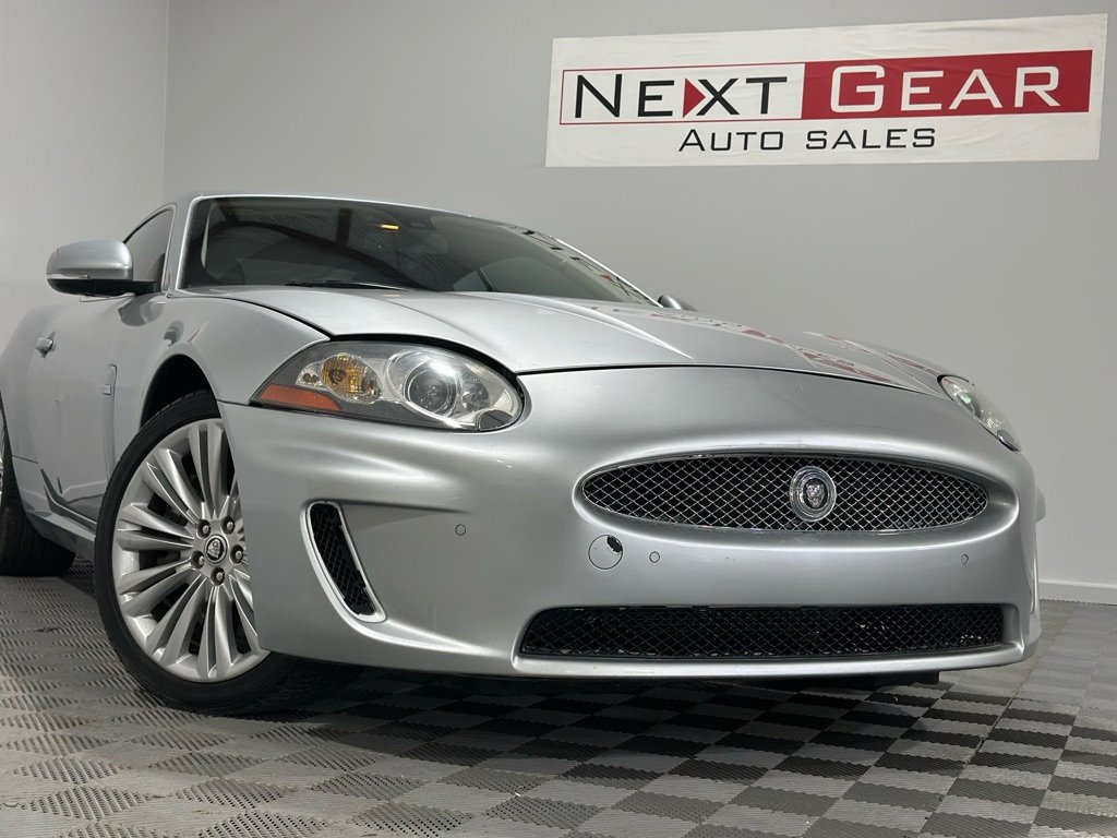 Used 2010 Jaguar XK Coupe image 3