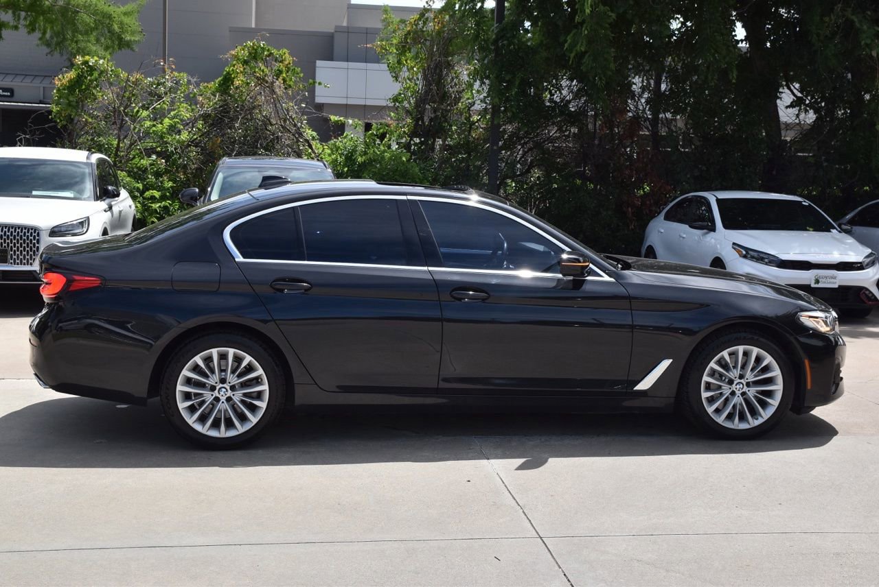 Used 2023 BMW 530i w/ Premium Package RWD image 6