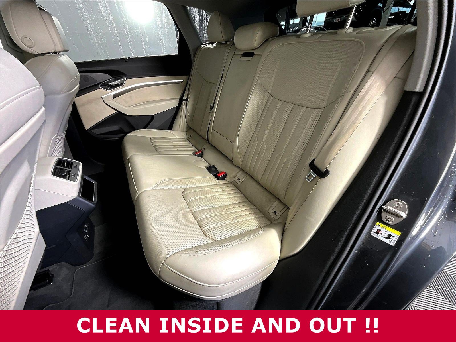 Used 2019 Audi e-tron Prestige AWD/4WD image 19